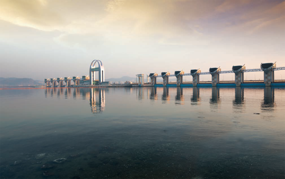 Youngsan River Dam Structure Improvement Project Section 1